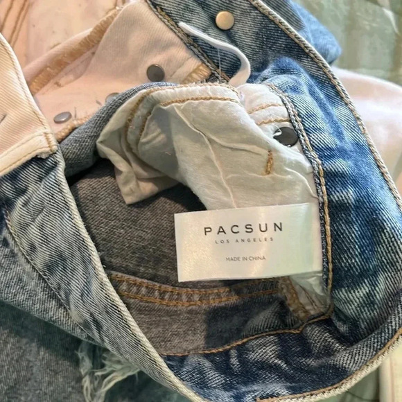 Two color jeans - Picture 8 of 10